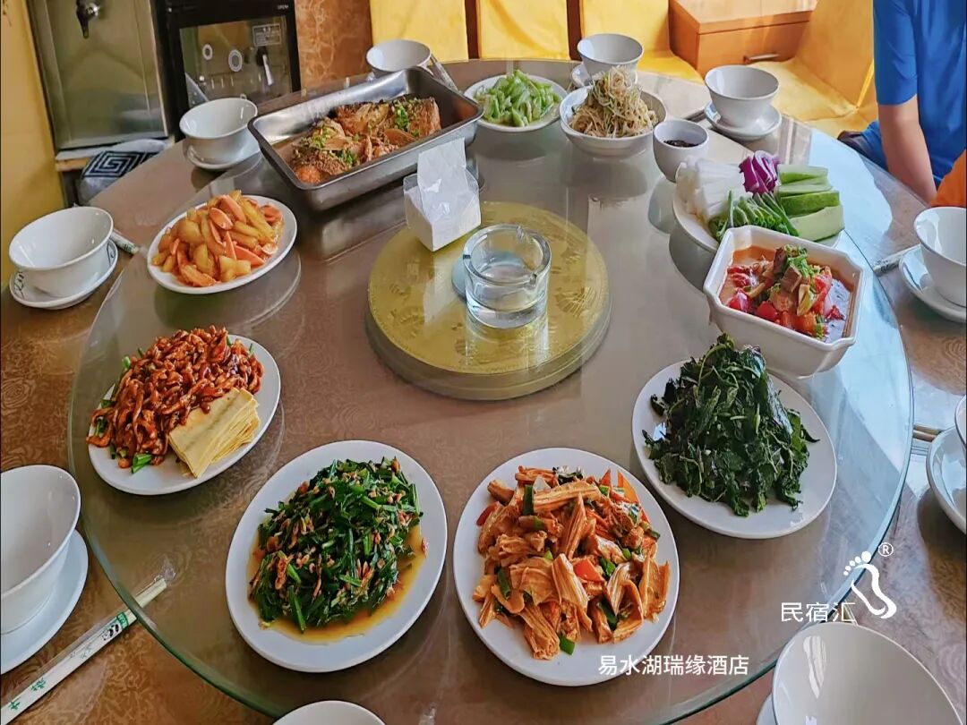保定旅游攻略易水湖民宿瑞缘酒店毗邻太行水镇多人团建-民宿汇